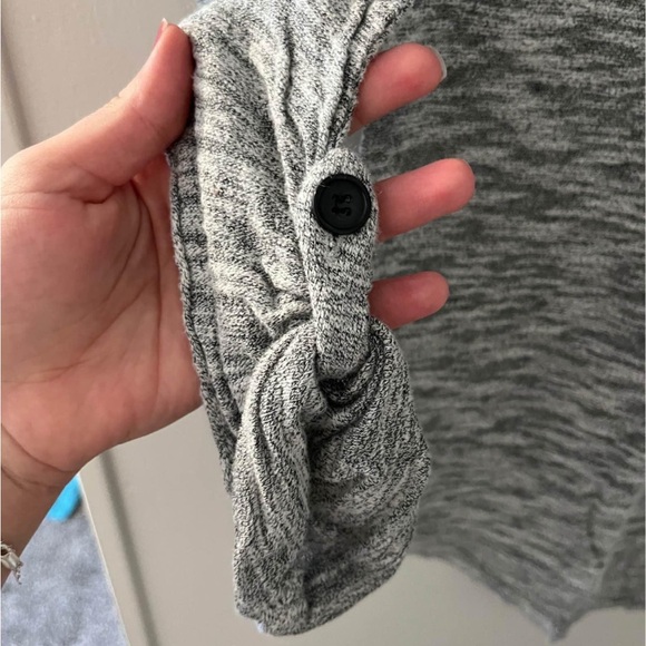 Express Sweater - Picture 2 of 6